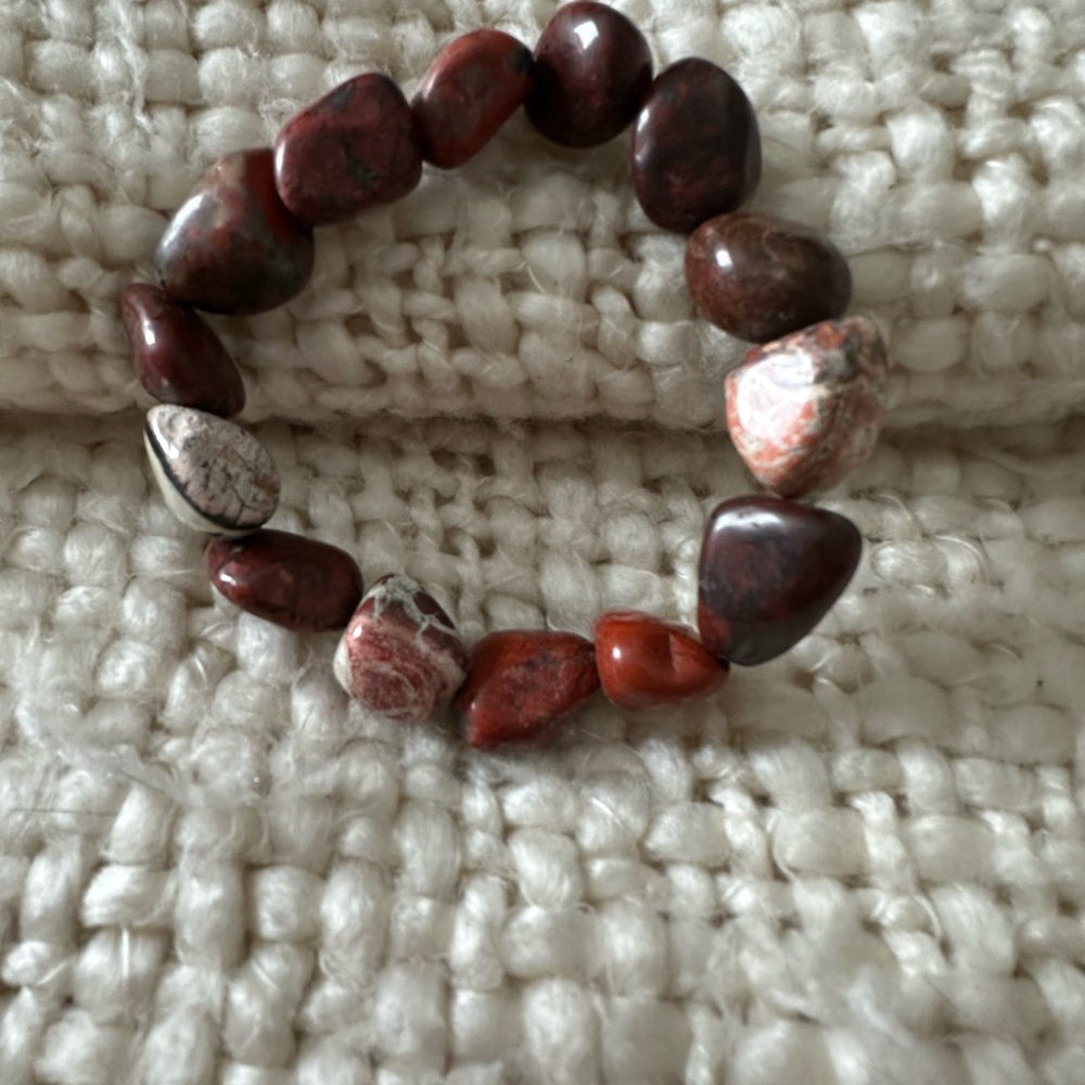 Red Jasper Healing Crystal Stretch Bracelet - New - Grounding, Strength